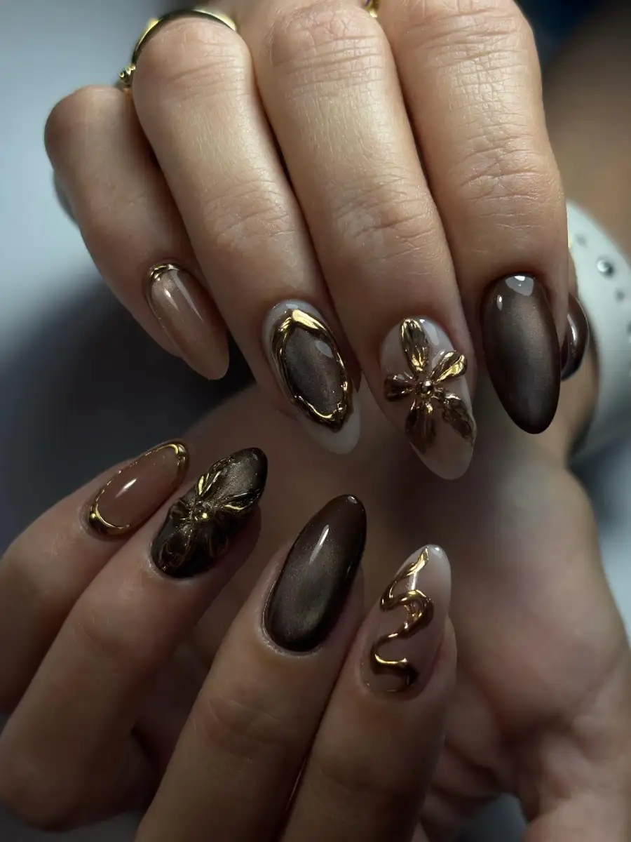 Brown Chrome Gold Details style Thumbnail 2