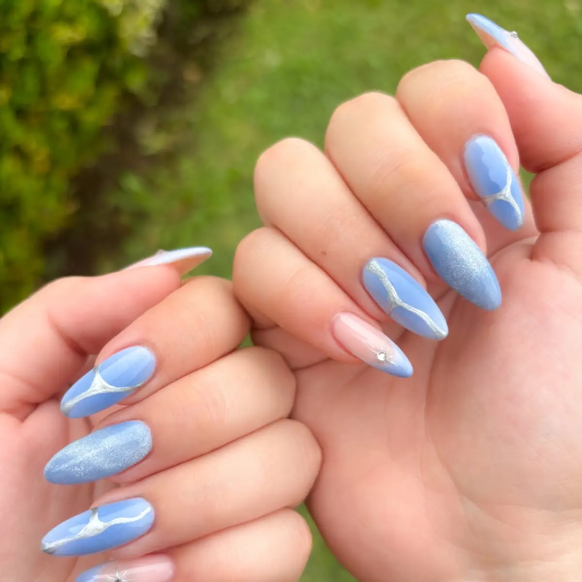 Soft Blue Nails style Thumbnail 2