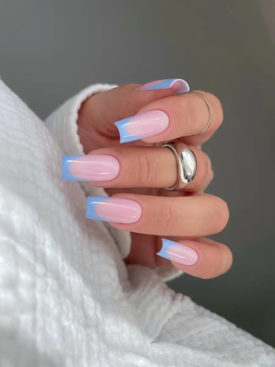 French Tip Nails style Thumbnail 2