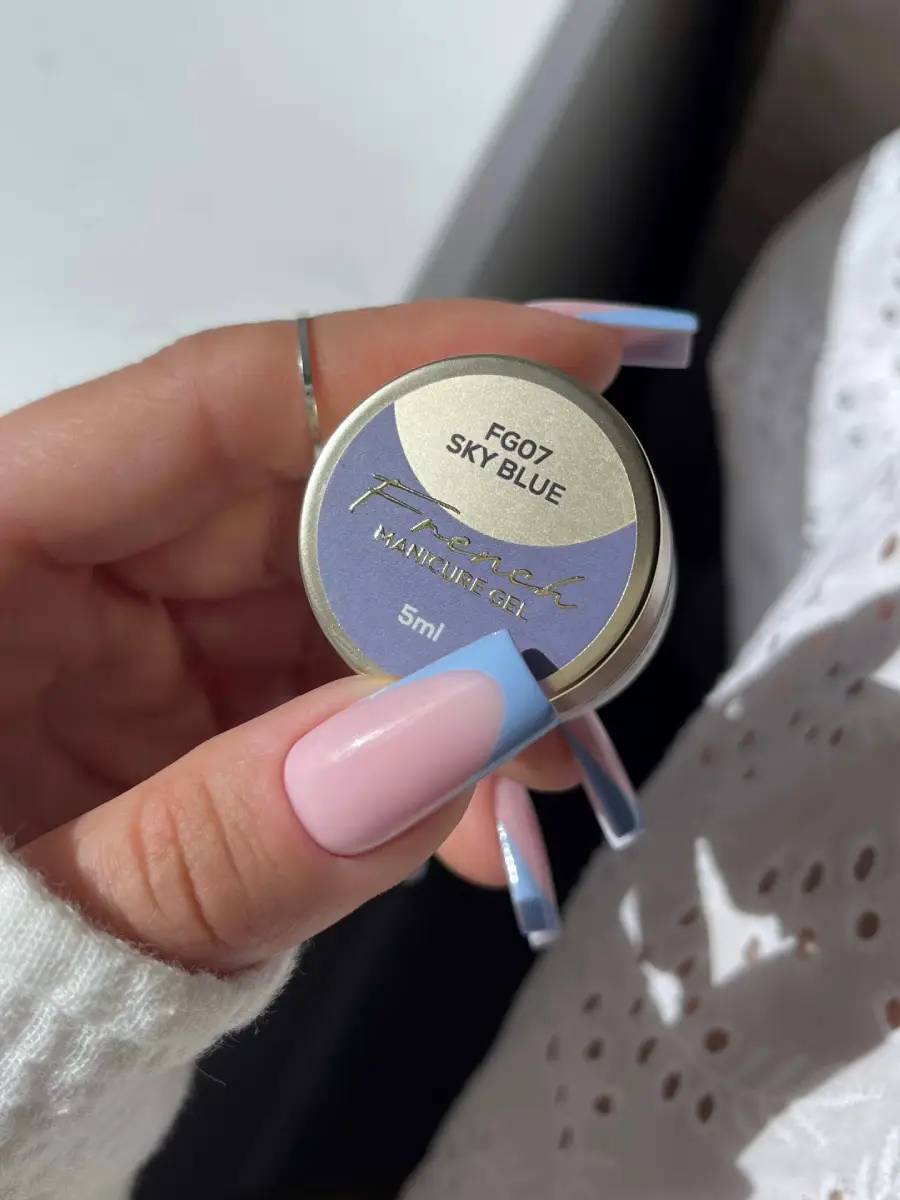 The French Tip Gets a New Color Nail Art Main View
