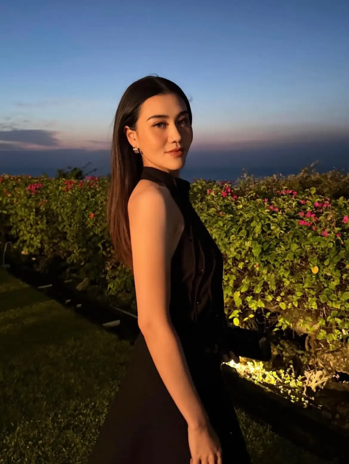 Outfit Thumbnail 2