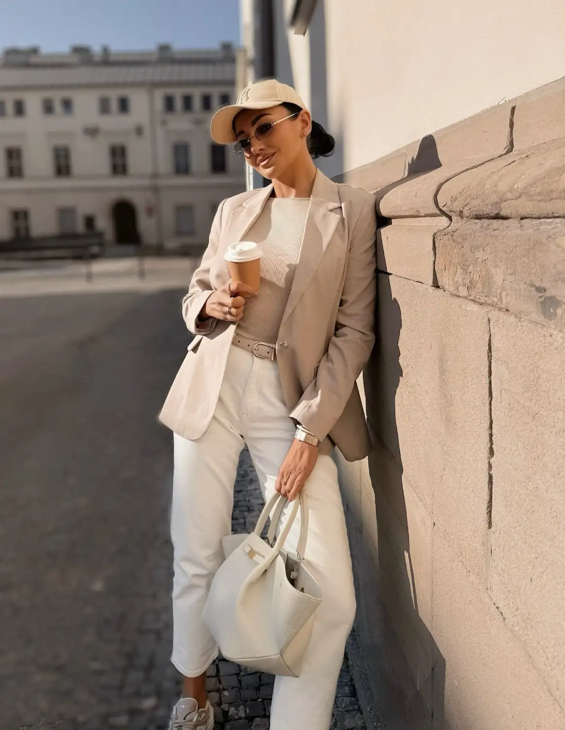 Beige Blazer White Jeans Thumbnail 3