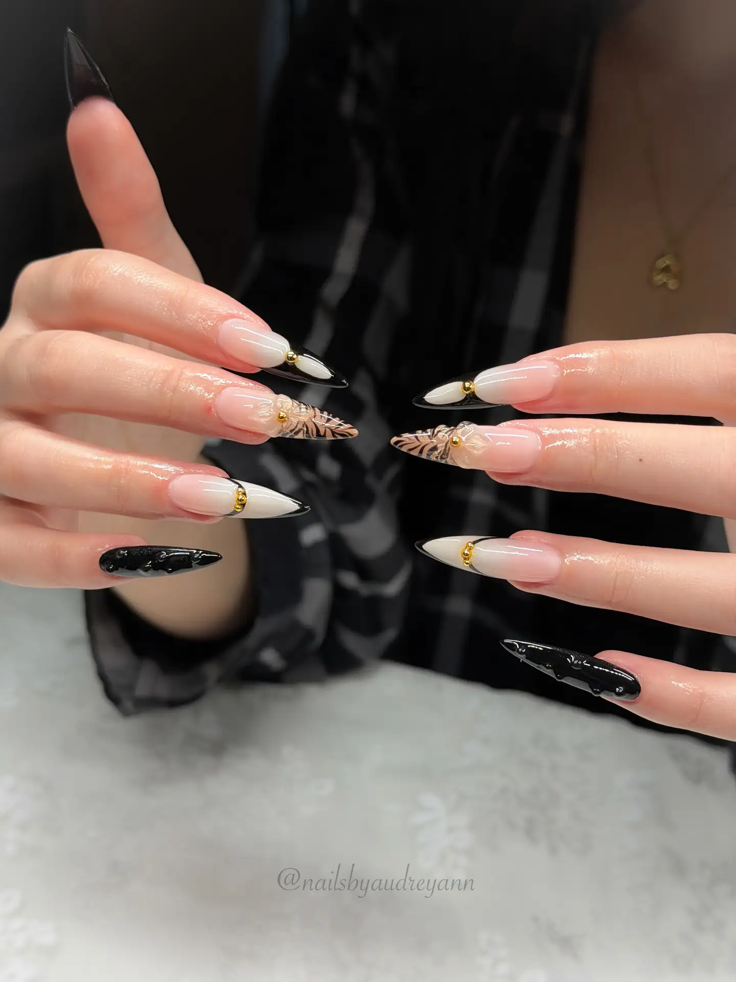Black French Nails Thumbnail 4