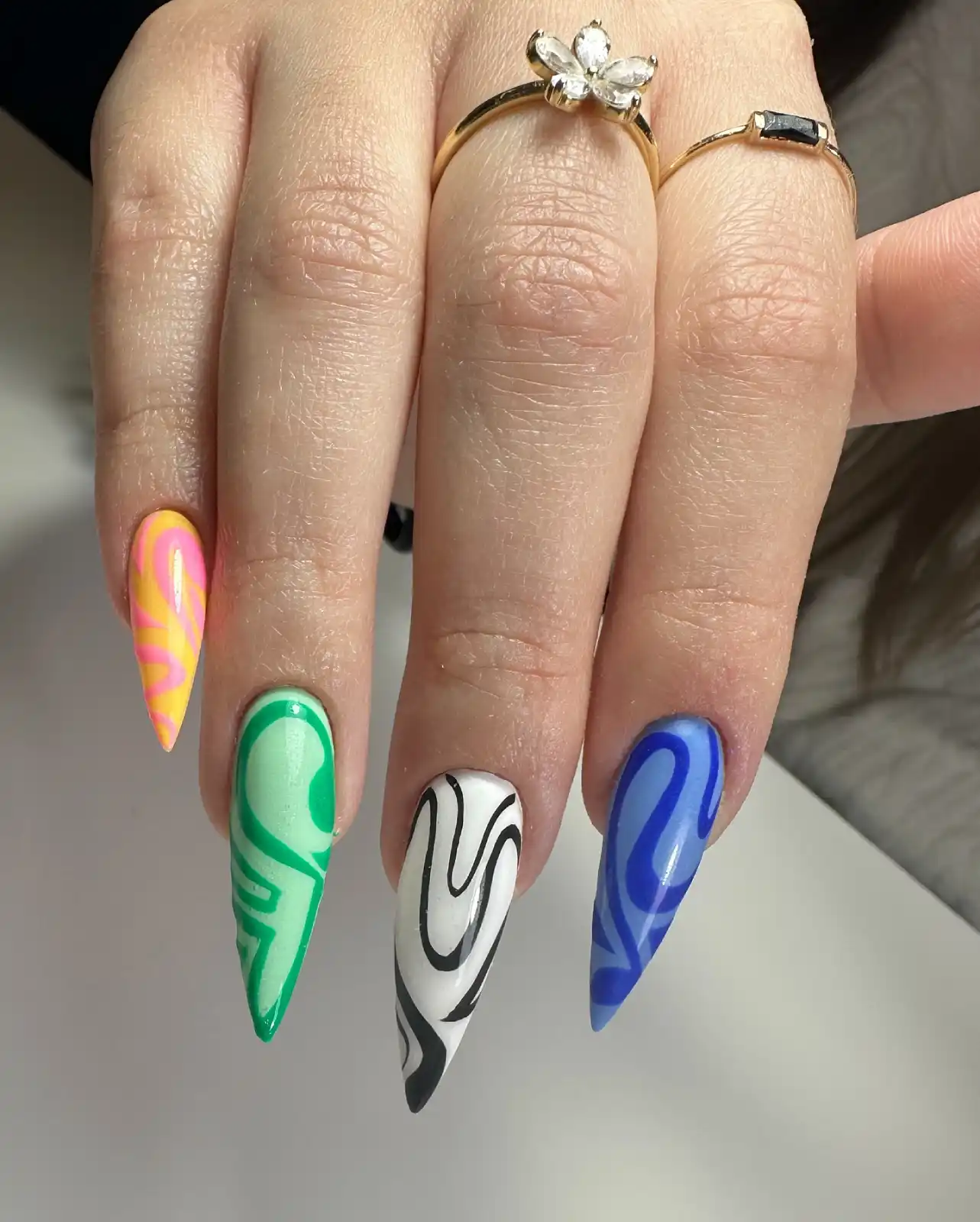 Colorful Retro Swirl Stilettos Thumbnail 2