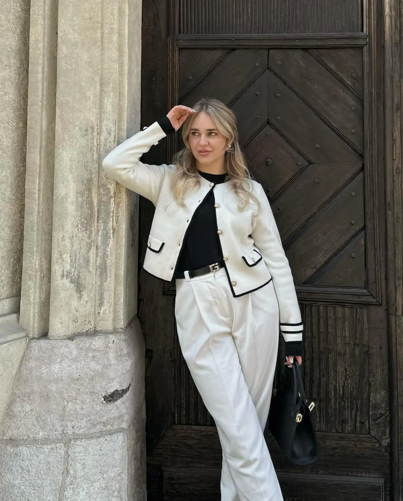 Cropped Tweed Jacket Thumbnail 2