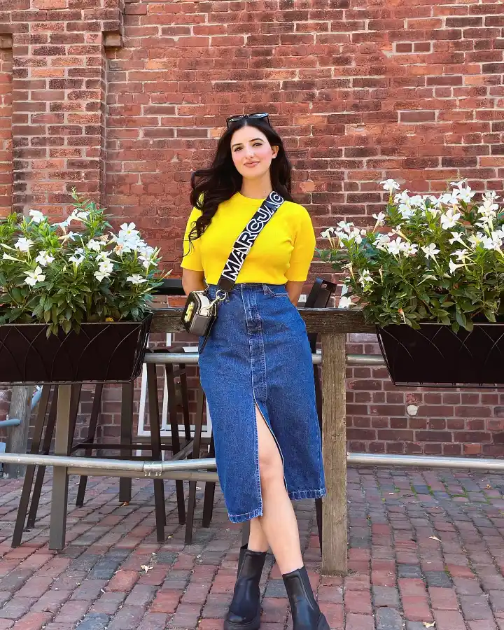 Denim Midi with a Yellow Top Thumbnail 2