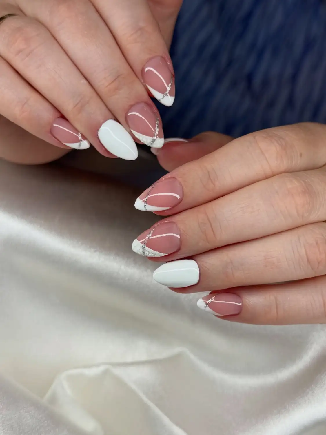 Diagonal French Thumbnail 3