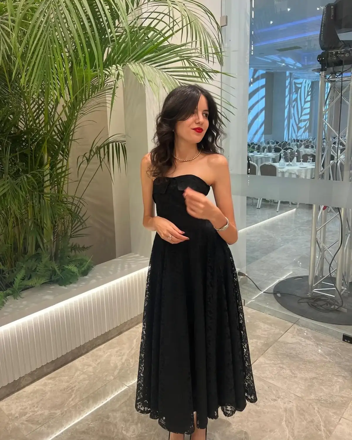 Full Skirt Sweetheart Outfit