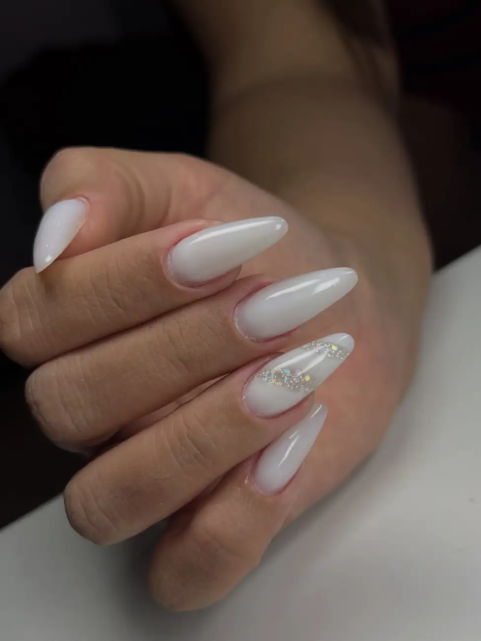 Glitter Vein Accent Nails Main View