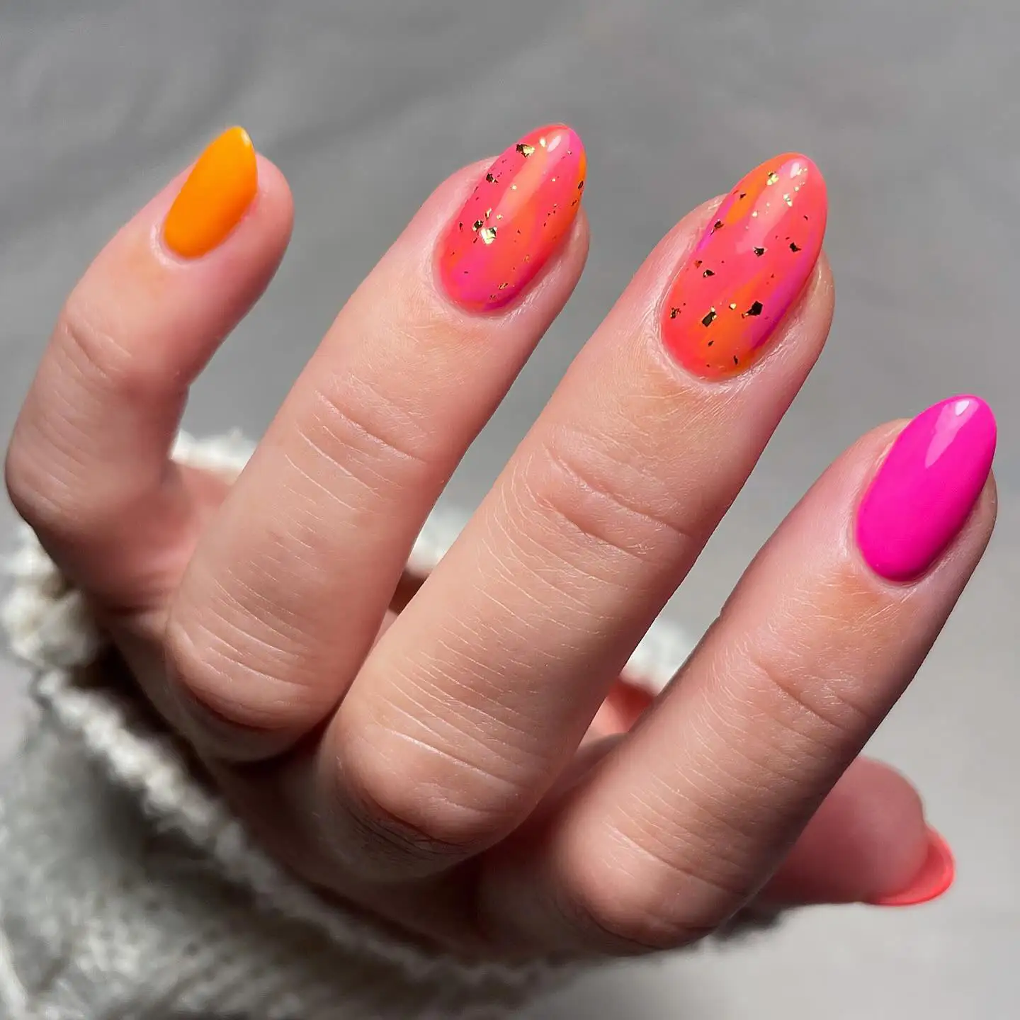 Gold Flake Marble Thumbnail 2