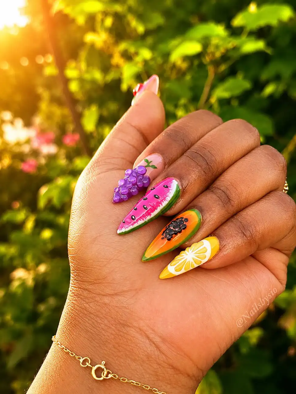 Long Stiletto Fruit Stand Thumbnail 3