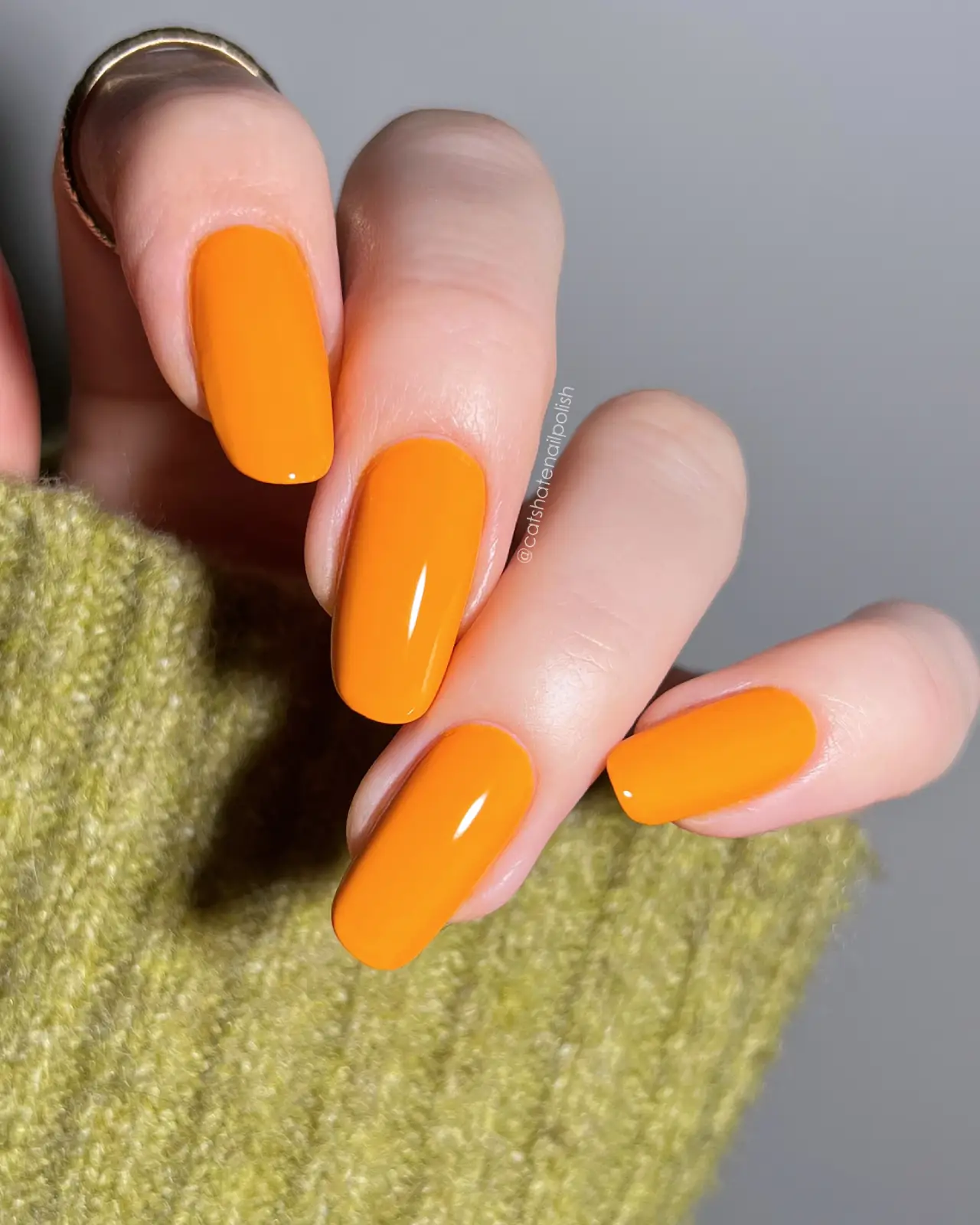 Marigold Squares Nails Main View