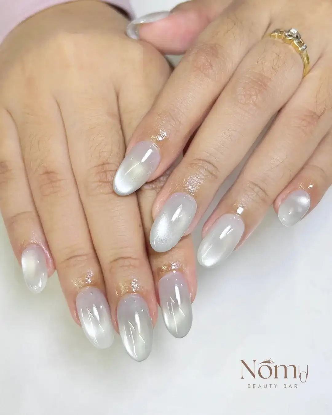 Moonstone Cat Eye Nails
