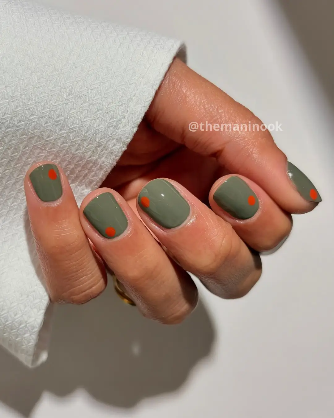 Olive Martini Dots Nails Main View