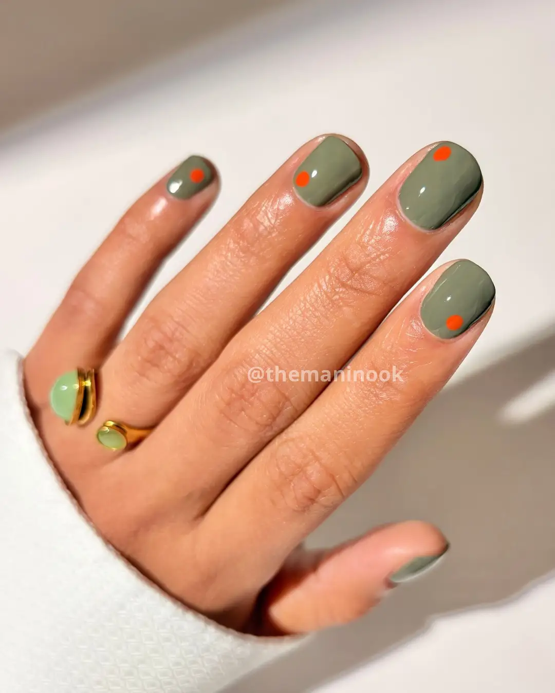 Olive Martini Dots Thumbnail 3