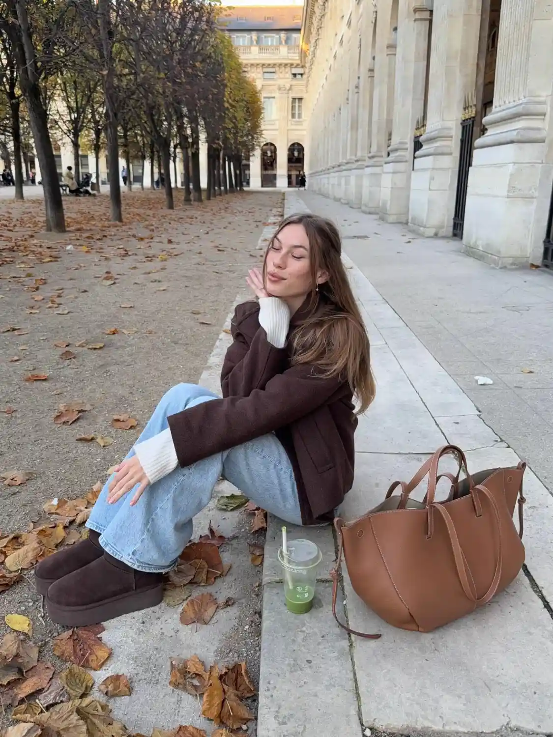 Oversized Brown Coat Wide Jeans Thumbnail 4