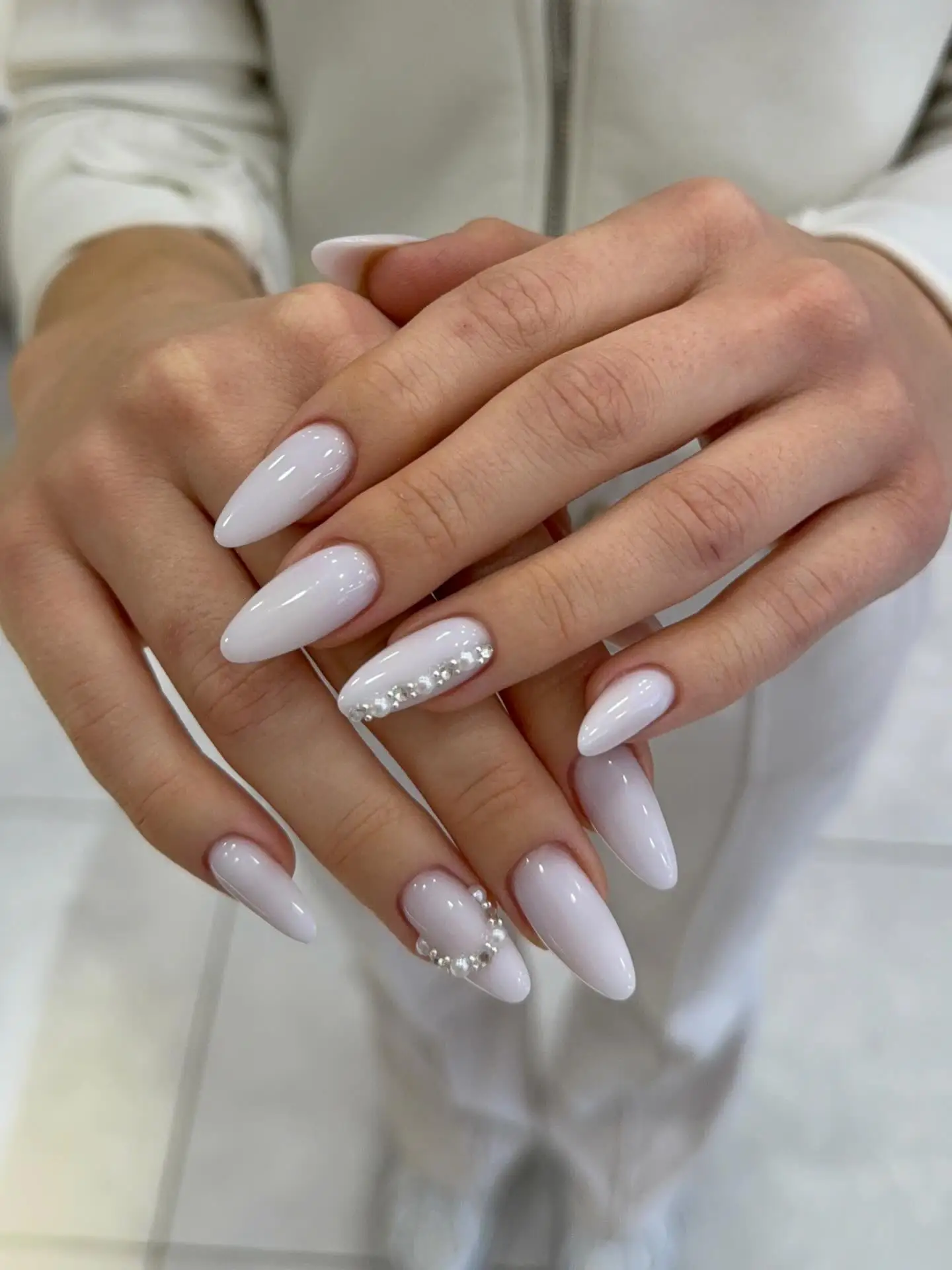 Pearls and Rhinestones Accent Thumbnail 2