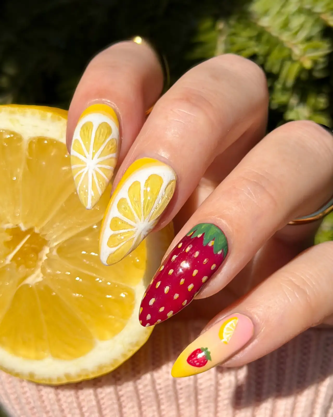 Realistic Lemon Slices with Strawberry Thumbnail 5