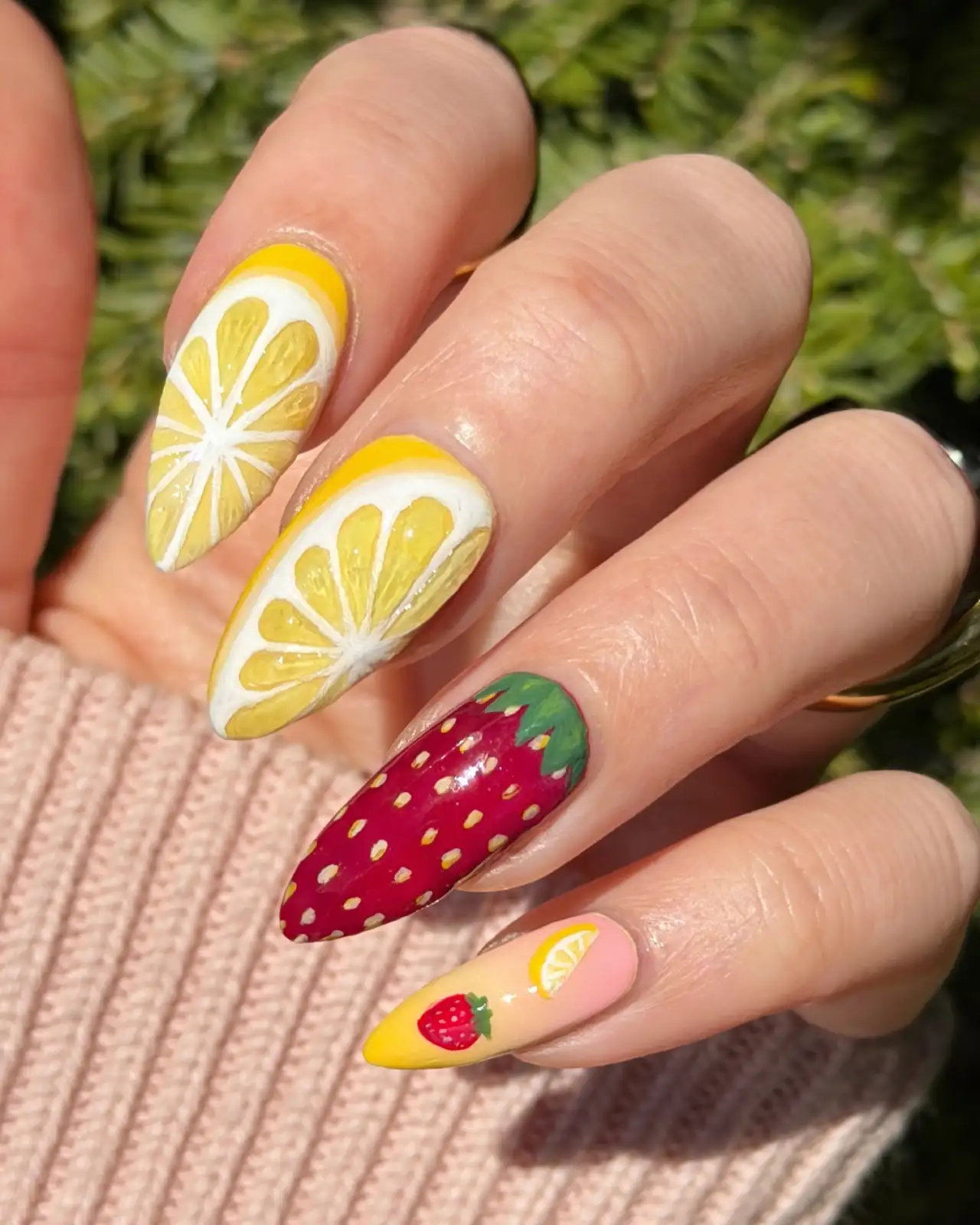 Realistic Lemon Slices with Strawberry Thumbnail 2