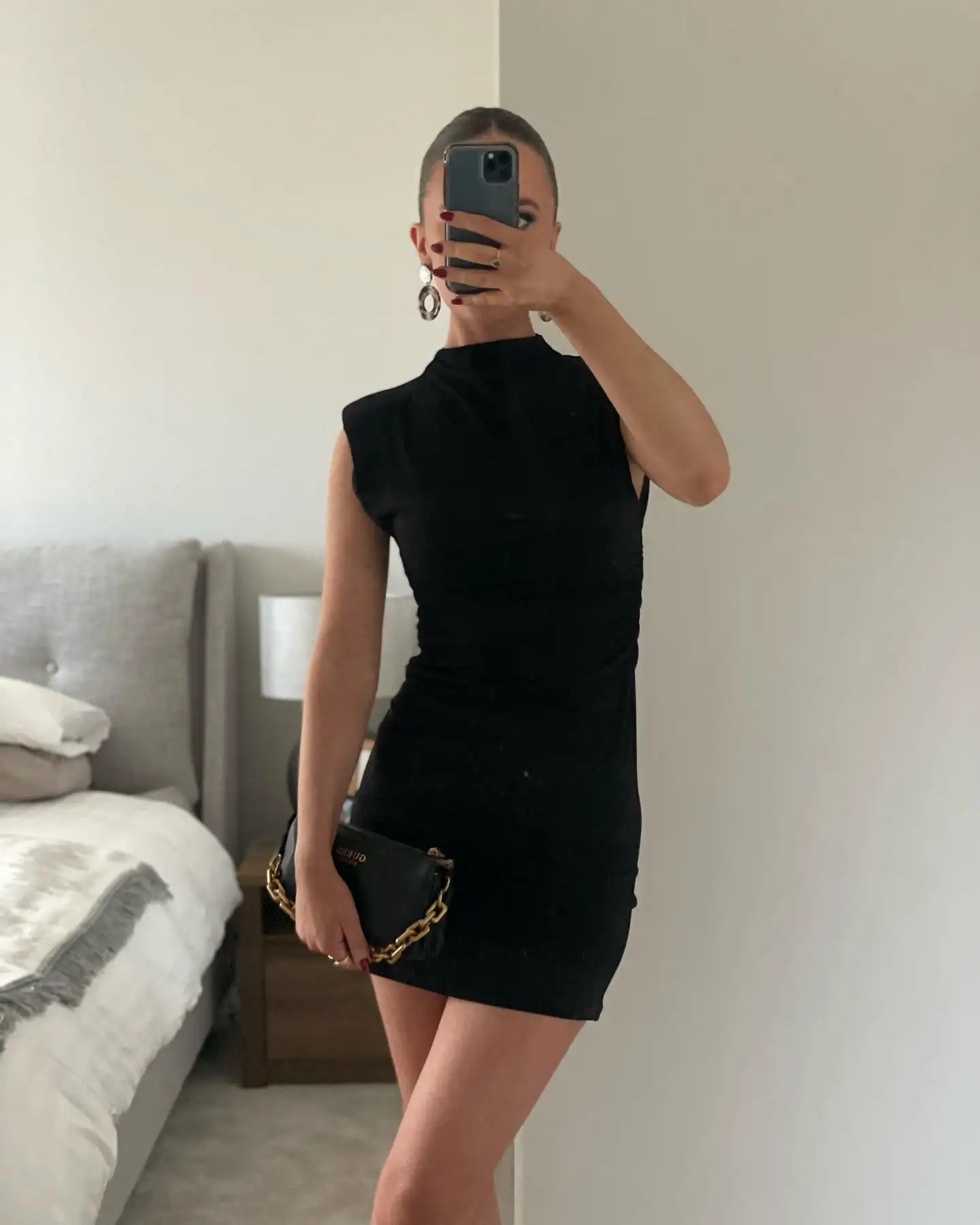 Outfit Thumbnail 2