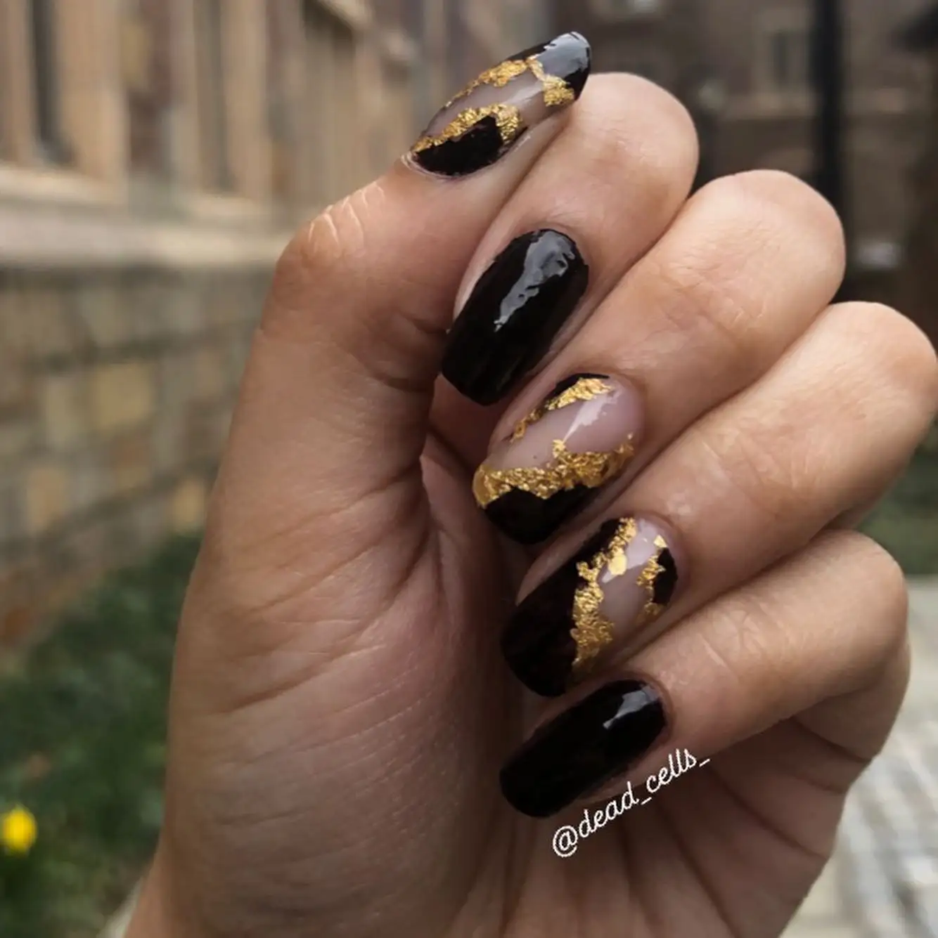 Black and Gold Foil Nails - Inspiration 1