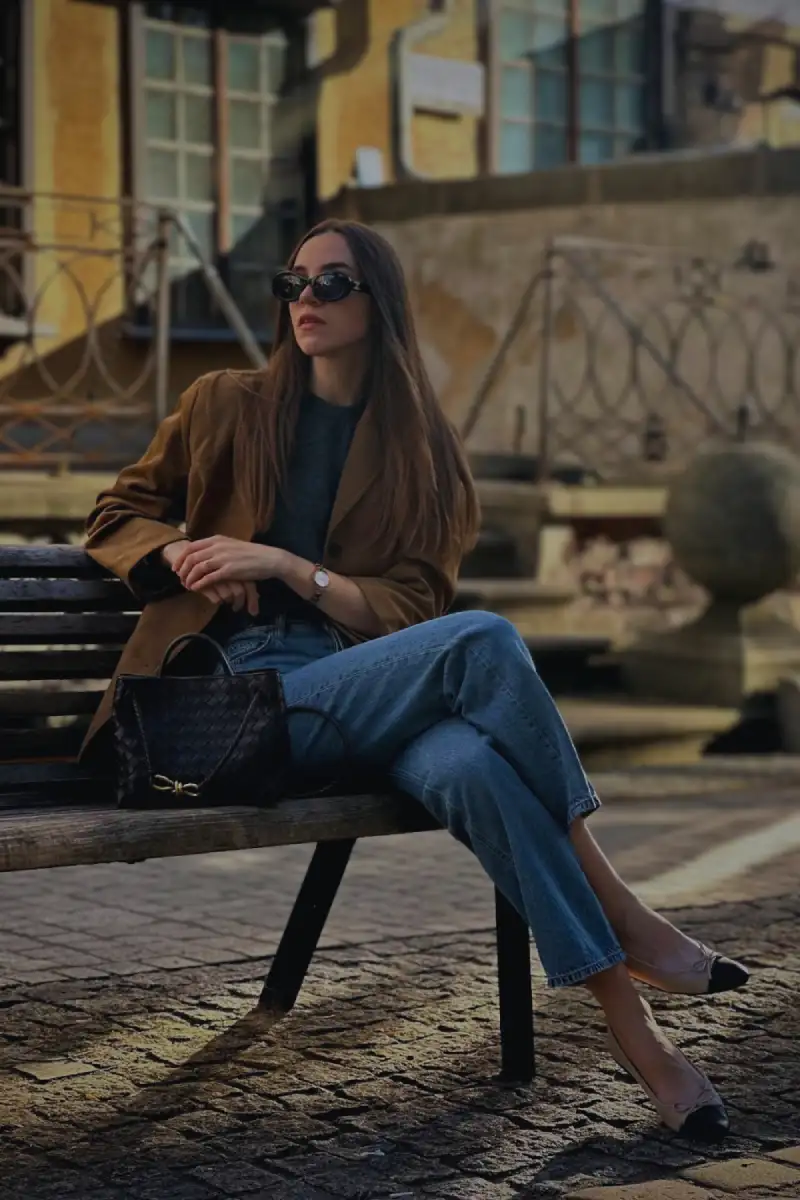 Brown Blazer and Jeans - Angle 4