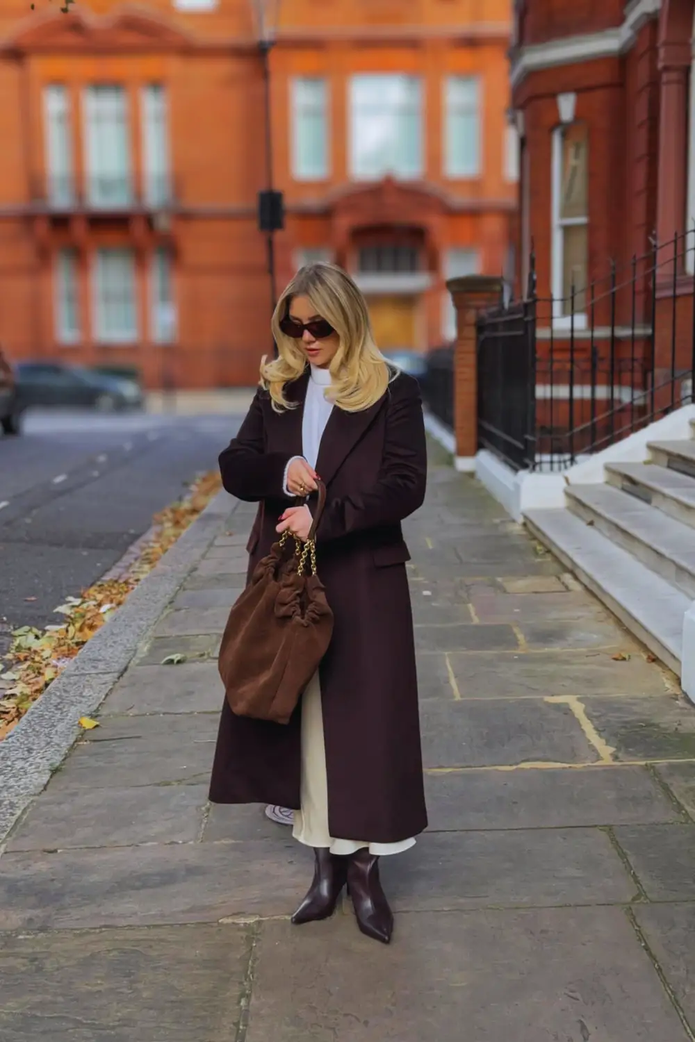 Business Casual Outfit - Angle 5