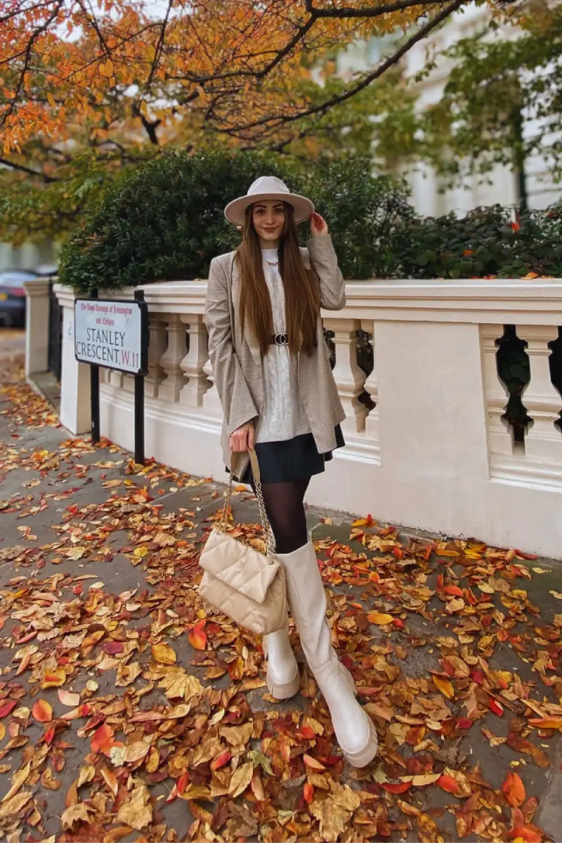 Business Casual Outfit - Angle 3