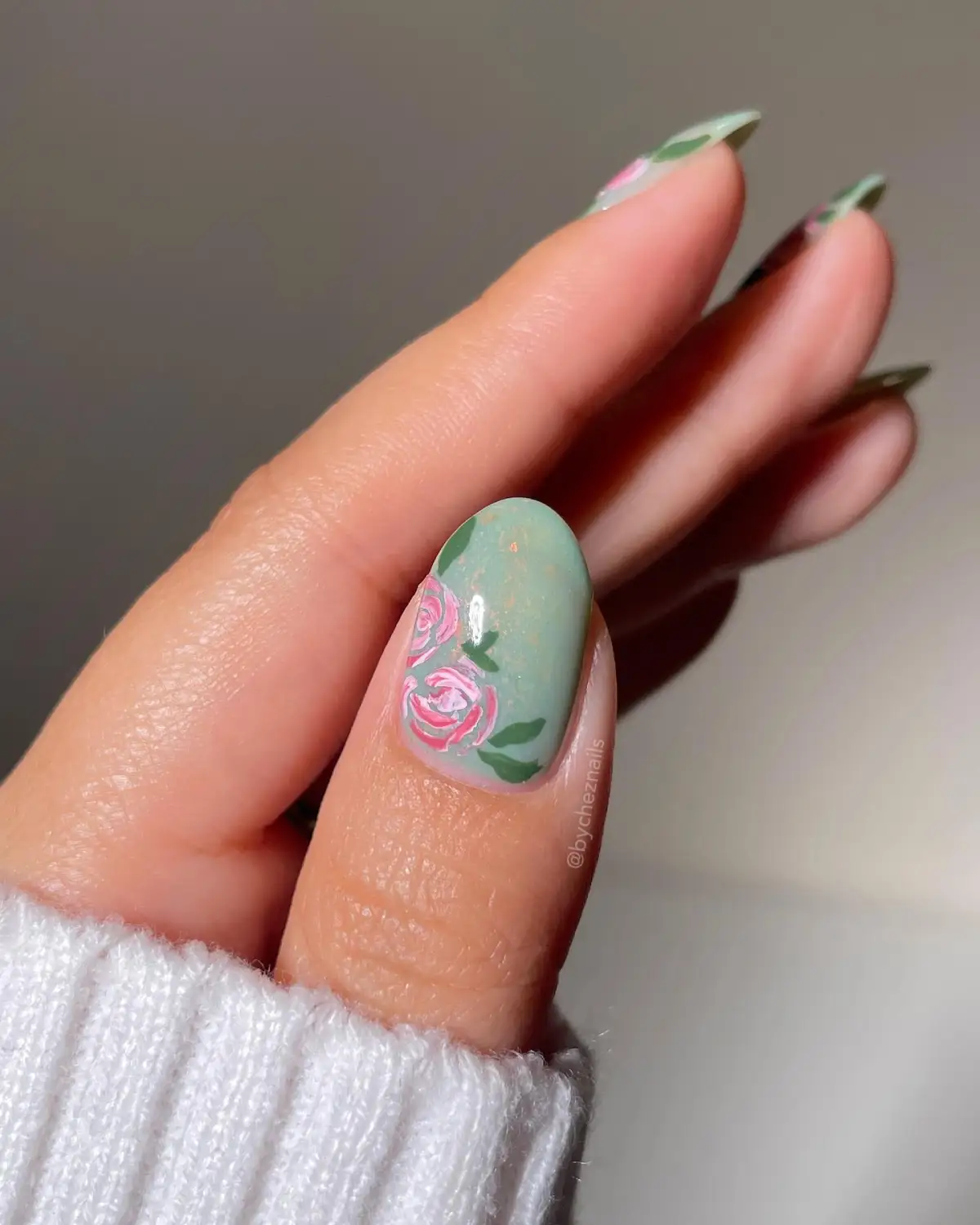 Sage rose almond nails - Look 1
