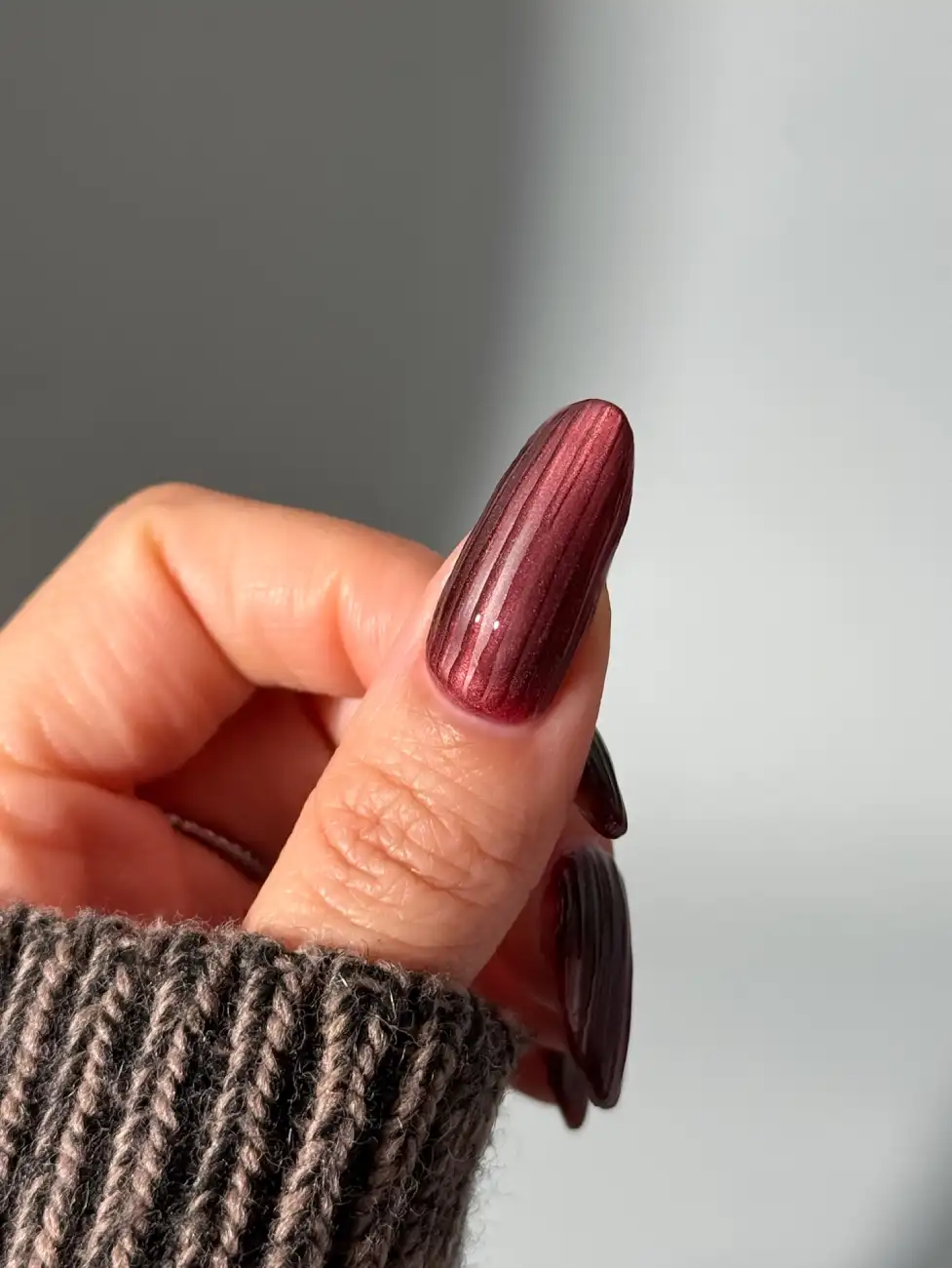Burgundy Ribbed Velvet Nails - Inspiration 3