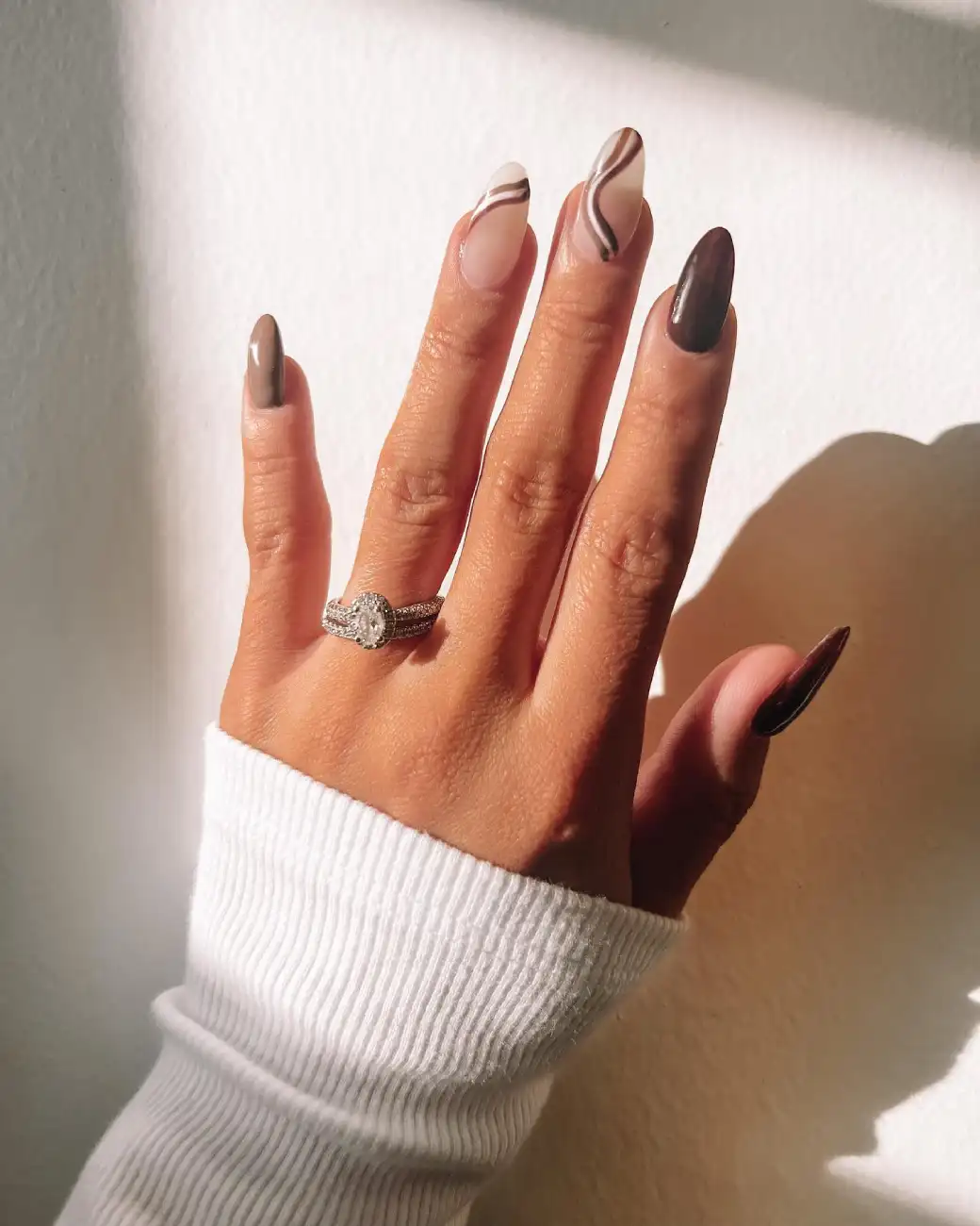 Chocolate Swirl Fall Nails - Inspiration 2