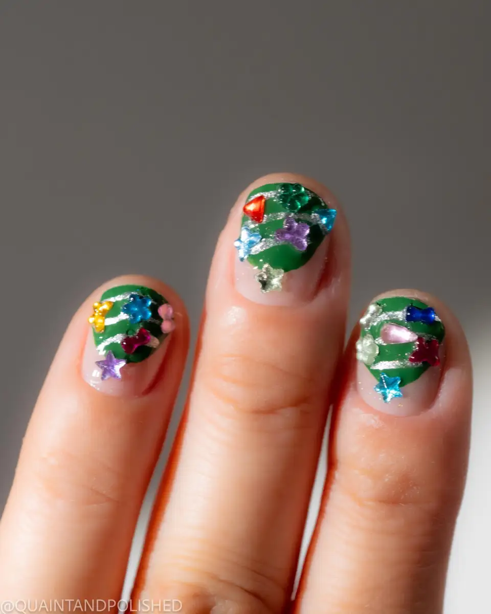 Colorful Christmas tree nail inspiration, photo 4